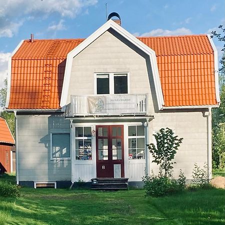 Myb&B & Guesthouse Lonneberga-Silverdalen ภายนอก รูปภาพ