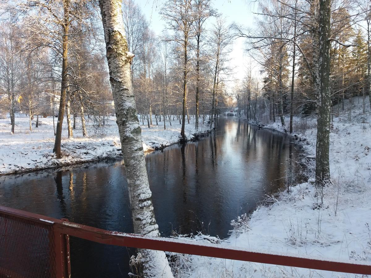 Myb&B & Guesthouse Lonneberga-Silverdalen ภายนอก รูปภาพ