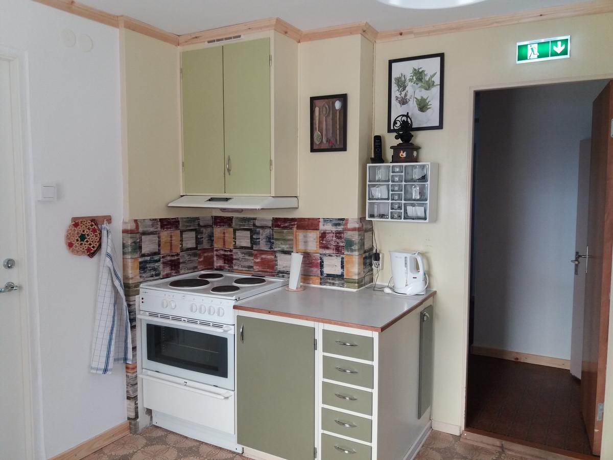 Myb&B & Guesthouse Lonneberga-Silverdalen ภายนอก รูปภาพ