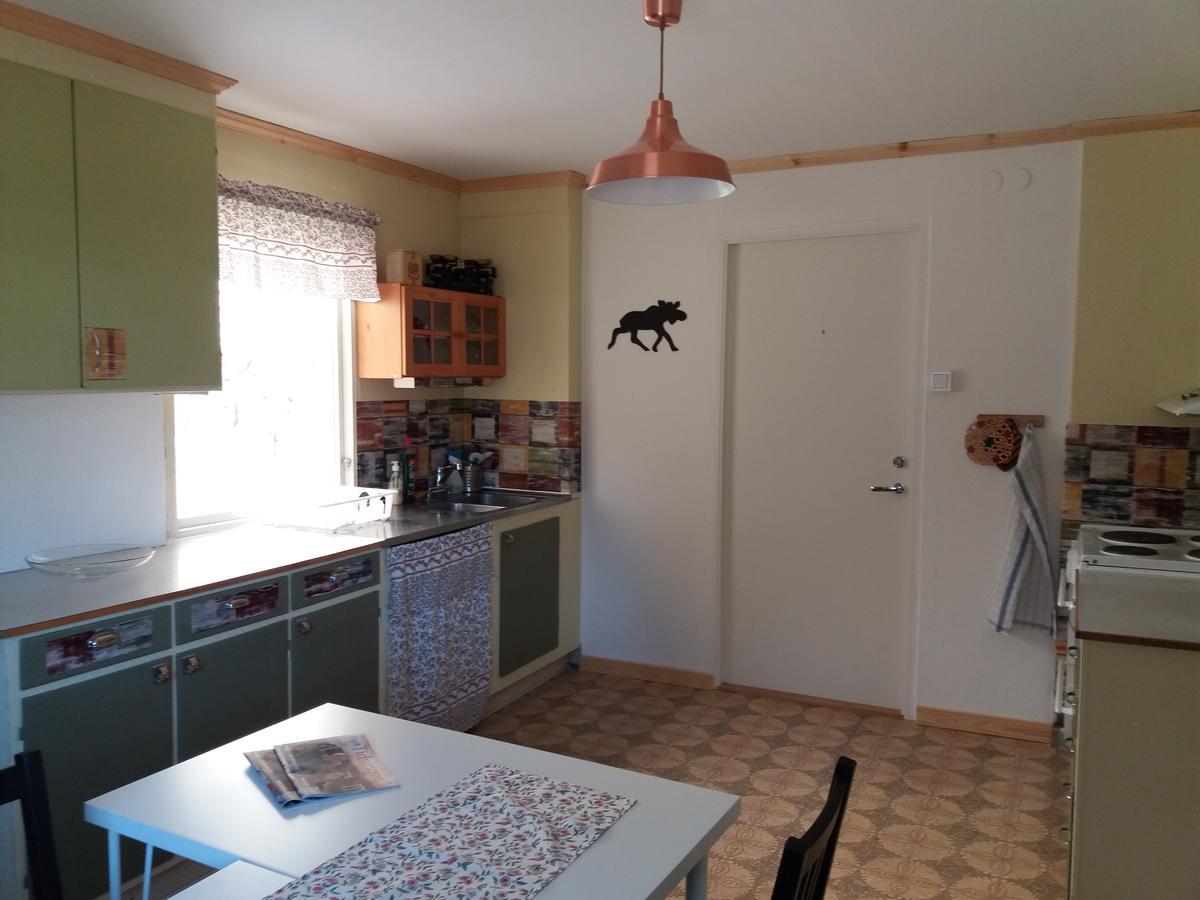 Myb&B & Guesthouse Lonneberga-Silverdalen ภายนอก รูปภาพ
