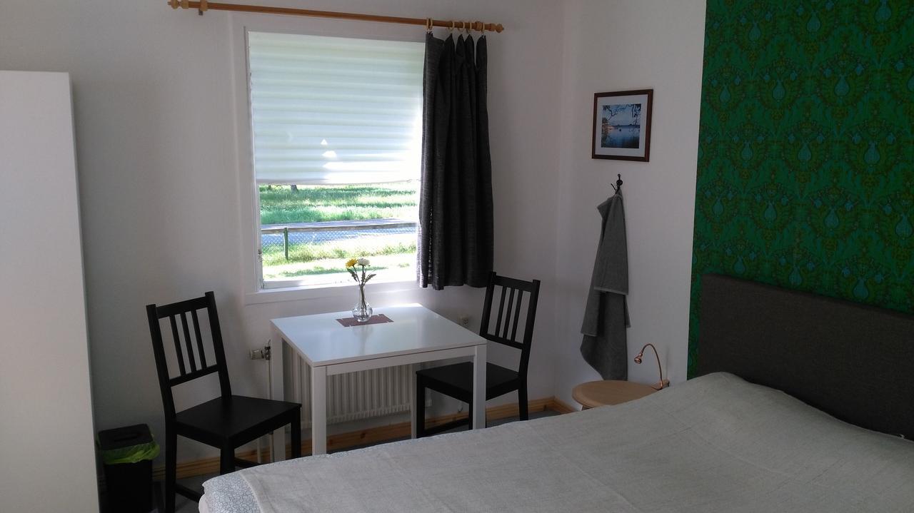 Myb&B & Guesthouse Lonneberga-Silverdalen ภายนอก รูปภาพ